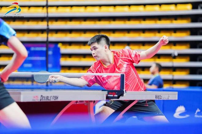 更是一场属 更是一场属