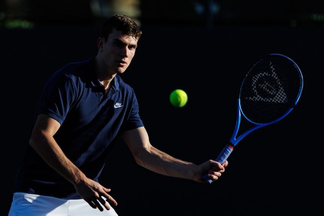 年初曾有辟 年初曾有辟